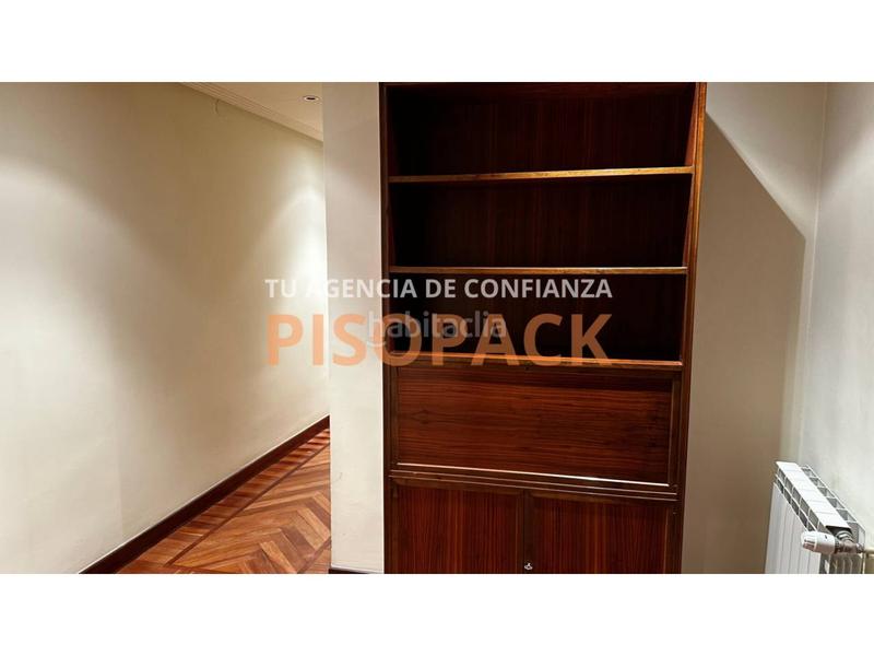 Foto 2da3aa29-9b2c-42cf-89b1-c91f79122a2a. Pis amb calefacció a Segundo Ensanche Pamplona / Iruña