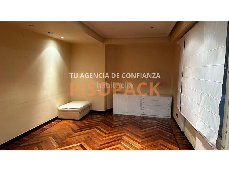 Foto 6c8c176a-72ab-4f80-b27d-581af4b6f864. Pis amb calefacció a Segundo Ensanche Pamplona / Iruña