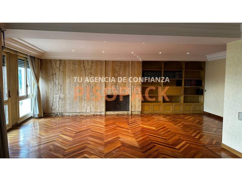 Foto 8414fd41-489b-474d-a31b-e9044281e690. Pis amb calefacció a Segundo Ensanche Pamplona / Iruña