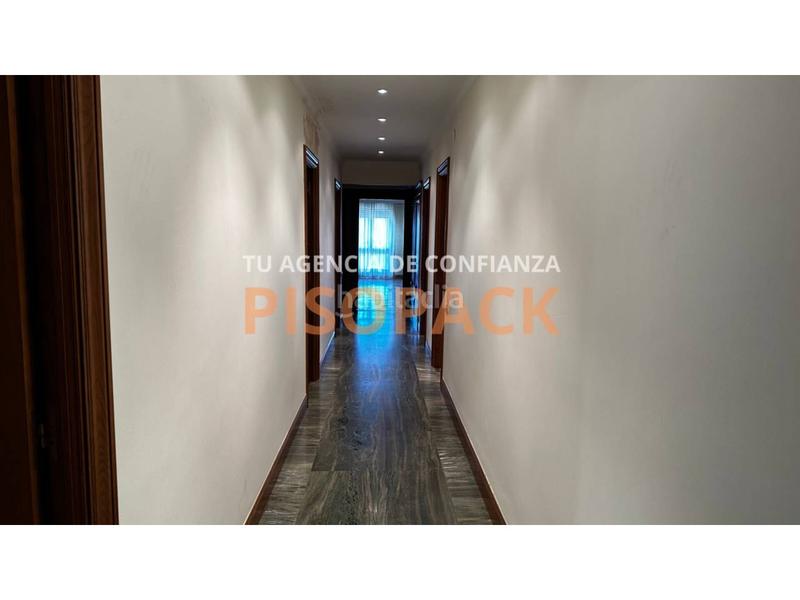 Foto a6f3e468-e228-4a32-a567-02f9a533005c. Pis amb calefacció a Segundo Ensanche Pamplona / Iruña