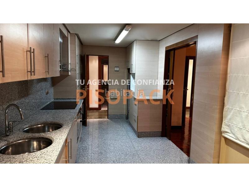 Foto b1179465-4c6d-4f20-9204-2edb78107552. Pis amb calefacció a Segundo Ensanche Pamplona / Iruña