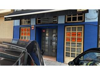 Local Comercial  Nogalera. Oportunidad única en el corazón de burlada! se vende un encantad