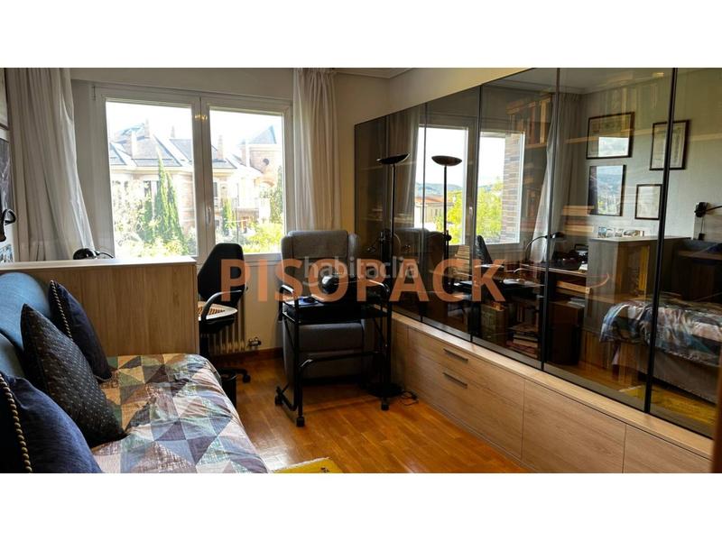 Foto 0aee2e10-44ab-4630-8a02-a376d8fb2b55. Pis amb calefacció aparcament piscina a Olaz Valle de Egüés / Eguesibar