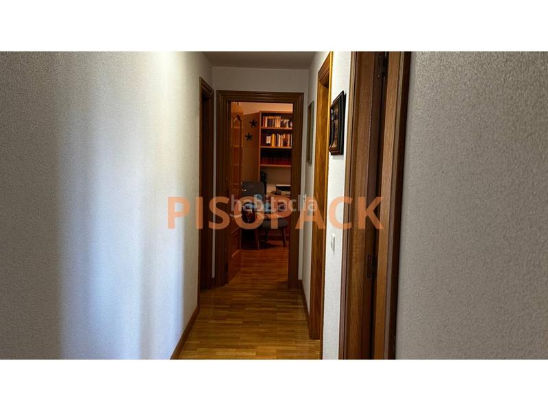 Foto 39e9dcef-2b4f-47dd-92d1-13b95688e1f6. Pis amb calefacció aparcament piscina a Olaz Valle de Egüés / Eguesibar