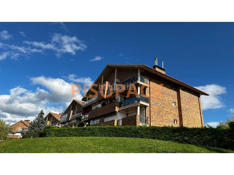 Foto 73f7cbae-a22d-4a31-a662-d1dba7264677. Pis amb calefacció aparcament piscina a Olaz Valle de Egüés / Eguesibar