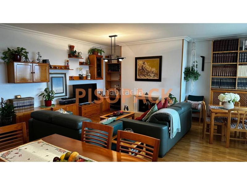 Foto d6123df3-eb48-4aea-ab9b-f1e80822fc44. Pis amb calefacció aparcament piscina a Olaz Valle de Egüés / Eguesibar