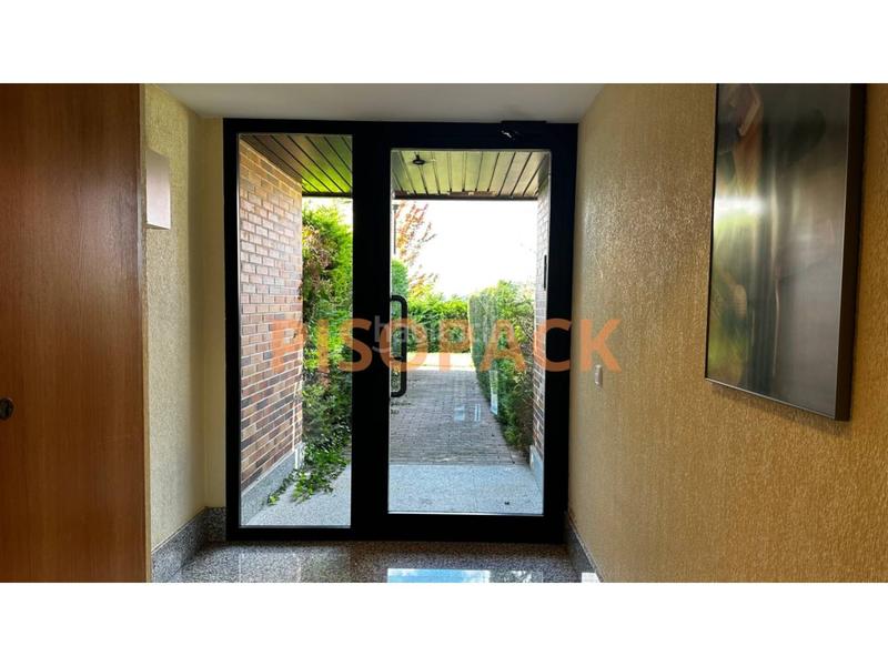 Foto e53a9efc-9a81-4a31-b44f-a2ea59a87cf9. Pis amb calefacció aparcament piscina a Olaz Valle de Egüés / Eguesibar