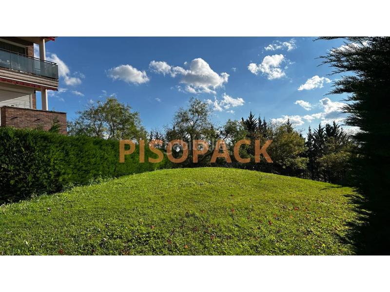 Foto fde29b24-4263-4f4d-8131-c8d8c495b4a2. Pis amb calefacció aparcament piscina a Olaz Valle de Egüés / Eguesibar