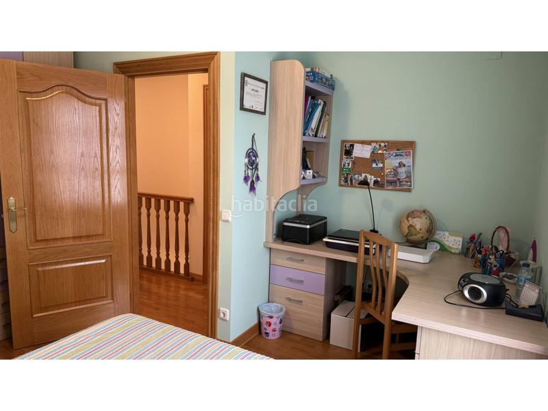Foto 7159a9db-b8f0-4a73-8e97-c11153da5a90. Casa adossada amb calefacció aparcament a Urdiain