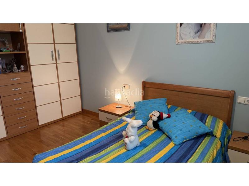 Foto a4f54132-4c11-416e-bb98-7ec6fdee4892. Casa adossada amb calefacció aparcament a Urdiain