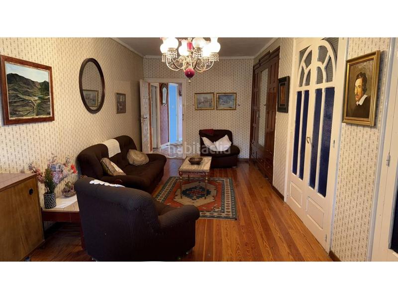Foto 1a76c081-60e3-464b-95e9-457e171ef943. Casa en el pueblo de caseda se vende una casa bien cuidada de tres alturas. en Cáseda