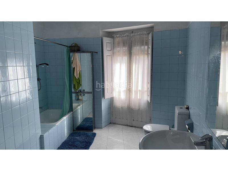 Foto 1d4b2d1b-0043-43e3-9799-08b5bd2724ef. Casa en el pueblo de caseda se vende una casa bien cuidada de tres alturas. en Cáseda