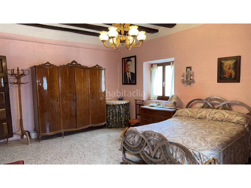 Foto 25a00e2e-f320-4d6c-83b9-51cf43cf8605. Casa en el pueblo de caseda se vende una casa bien cuidada de tres alturas. en Cáseda