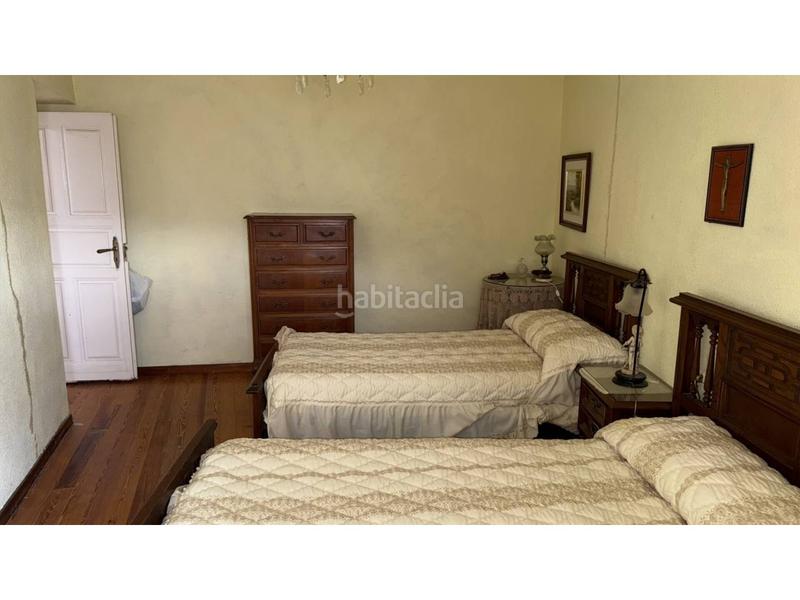Foto 2d64495d-8caa-42d7-8d38-cfff1920ba75. Casa en el pueblo de caseda se vende una casa bien cuidada de tres alturas. en Cáseda