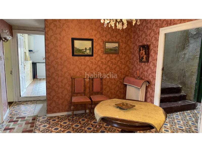 Foto f4e62bf6-6148-4e38-adca-809bd16f219f. Casa en el pueblo de caseda se vende una casa bien cuidada de tres alturas. en Cáseda