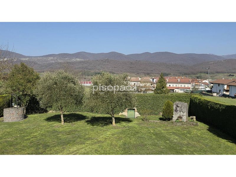 Foto 50a1f2fa-af26-4548-ac6e-24d6baff4928. Xalet amb calefacció aparcament a Urdiain