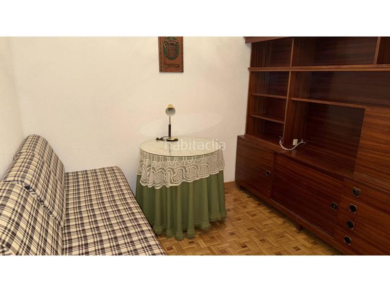 Foto f49f31b1-e17f-49ae-a80d-2eb9d5ed8134. Piso  en venta en calle del padre calatayud 11, pamplonairuñ en Pamplona / Iruña
