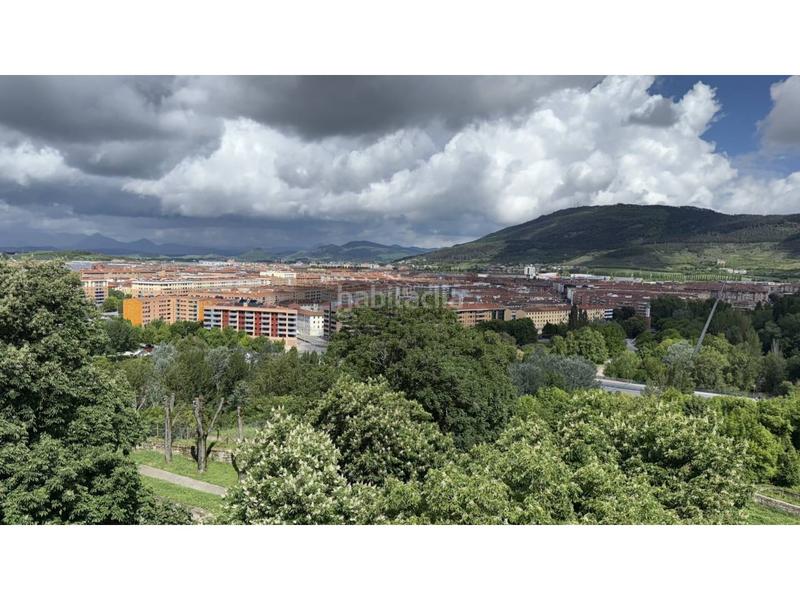 Foto 5f1a4667-9b8a-4d31-a919-eda38bf351fd. Appartement avec chauffage parking dans Casco Antiguo Pamplona / Iruña