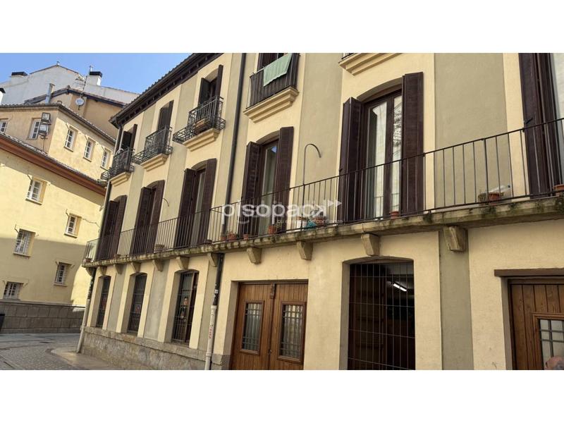 Foto bbd380ed-eba9-4fe8-8abe-f001c86ef723. Flat with heating in Casco Antiguo Pamplona / Iruña