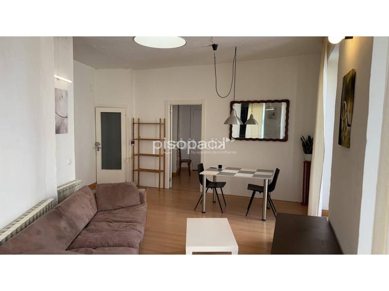 Foto d9d399c8-c365-4924-af16-a894fdb0f509. Flat with heating in Casco Antiguo Pamplona / Iruña