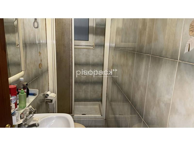 Foto 551191cc-4bf6-4e54-b761-5e8753b25d07. Piso venta de piso en calle aralar con terraza. en Pamplona / Iruña