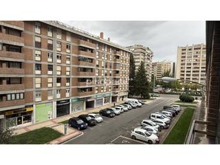 Pis  Po xii. Piso en venta avda pio xii con terraza garaje y trastero