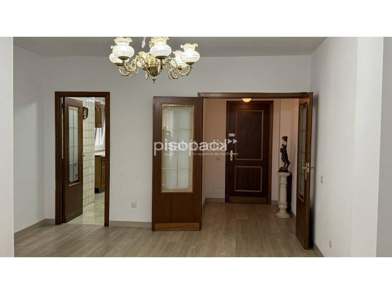 Foto 12afe45c-40b2-41b8-8b48-b2fd57928a17. Appartement avec chauffage parking dans Mendebaldea - Ermitagaña Pamplona / Iruña