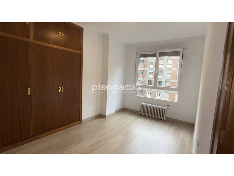 Foto 8b38f056-56d1-4abc-b9c2-eba147421a05. Appartement avec chauffage parking dans Mendebaldea - Ermitagaña Pamplona / Iruña