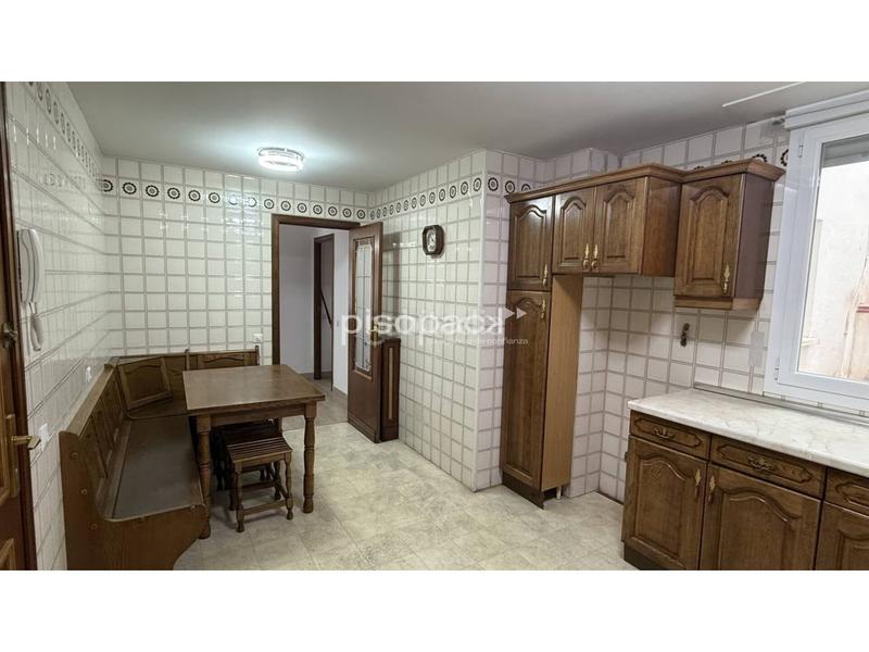 Foto 966cdb2a-ba2c-4746-a85c-63b639a8b5f5. Appartement avec chauffage parking dans Mendebaldea - Ermitagaña Pamplona / Iruña