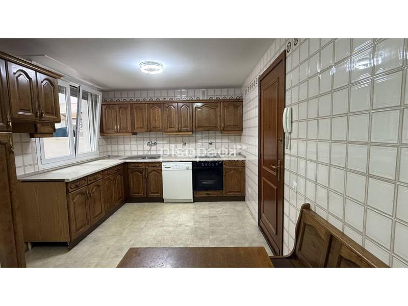 Foto cea10356-30e7-48eb-bea9-af0c5c1f9d4c. Appartement avec chauffage parking dans Mendebaldea - Ermitagaña Pamplona / Iruña