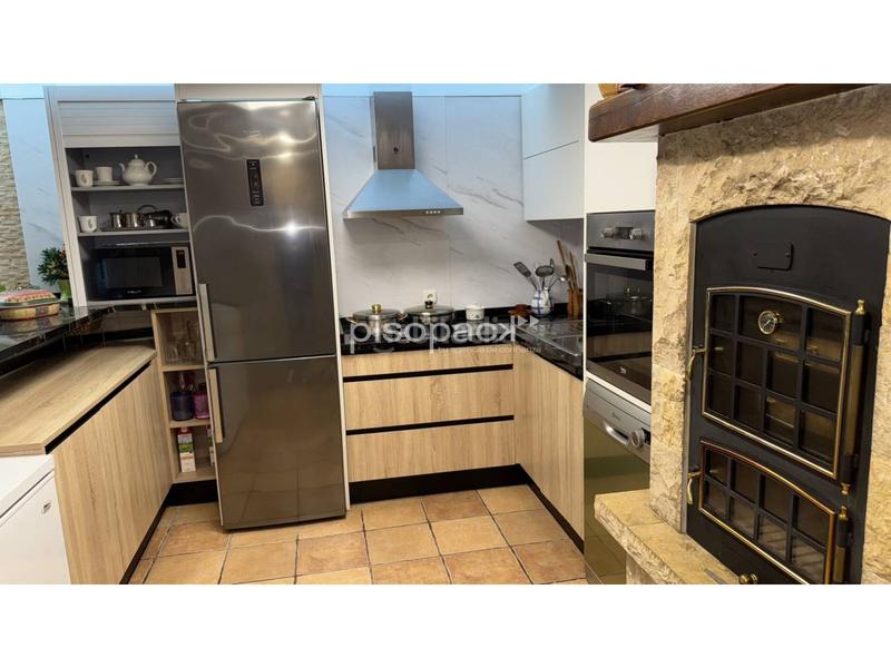 Foto 429c08a9-7435-4f37-89bd-866eb44686b7. Xalet amb calefacció aparcament a Tafalla