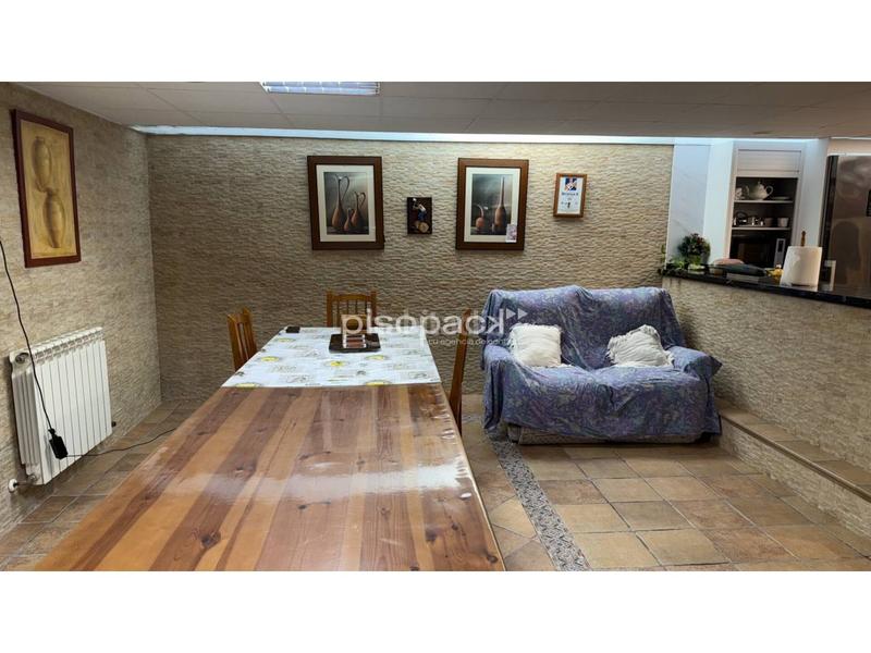 Foto 8136f940-d578-45af-9f3e-5db2ca714e2e. Xalet amb calefacció aparcament a Tafalla