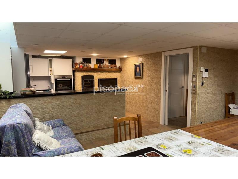 Foto 8f09bd3c-7a38-483a-be68-51134bdca08e. Xalet amb calefacció aparcament a Tafalla