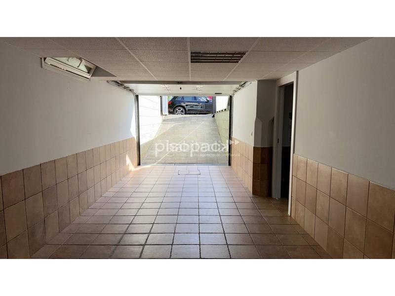 Foto c8869e54-f87c-492a-b6fe-8bb0b2ce8f09. Xalet amb calefacció aparcament a Tafalla