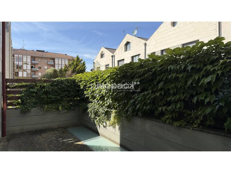 Foto cecf9f22-546a-42f2-bc38-65cb31cb71f9. Xalet amb calefacció aparcament a Tafalla