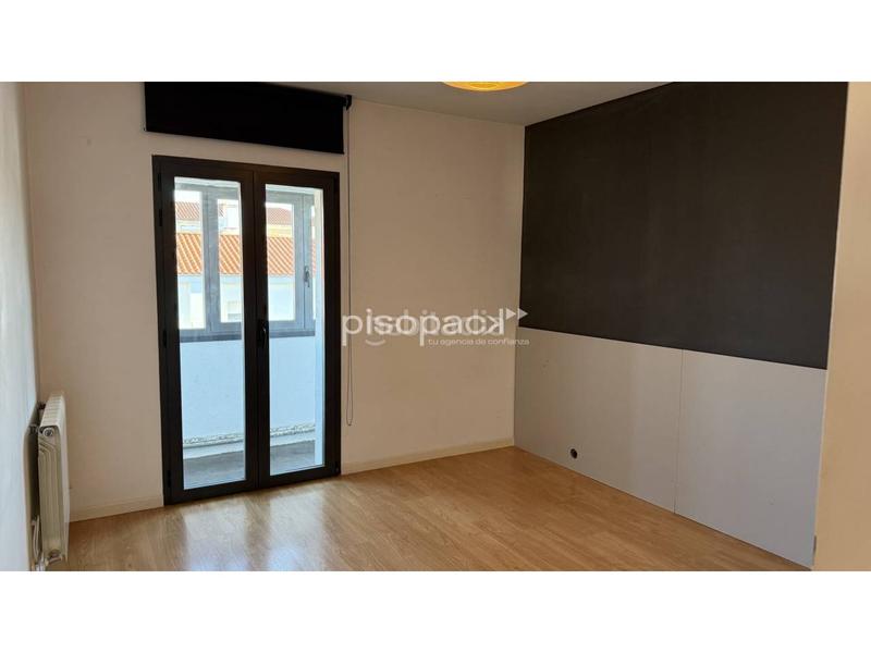 Foto 1e614007-8389-49cb-82ce-639c2fbd1817. Pis amb calefacció a Chantrea Pamplona / Iruña