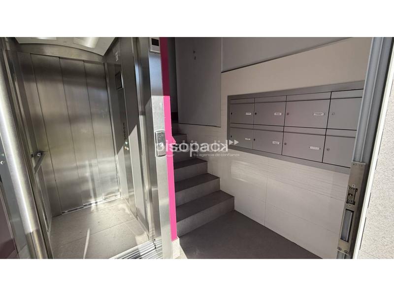 Foto 76380638-d1ed-4d44-aa98-ade0d203fbec. Pis amb calefacció a Chantrea Pamplona / Iruña