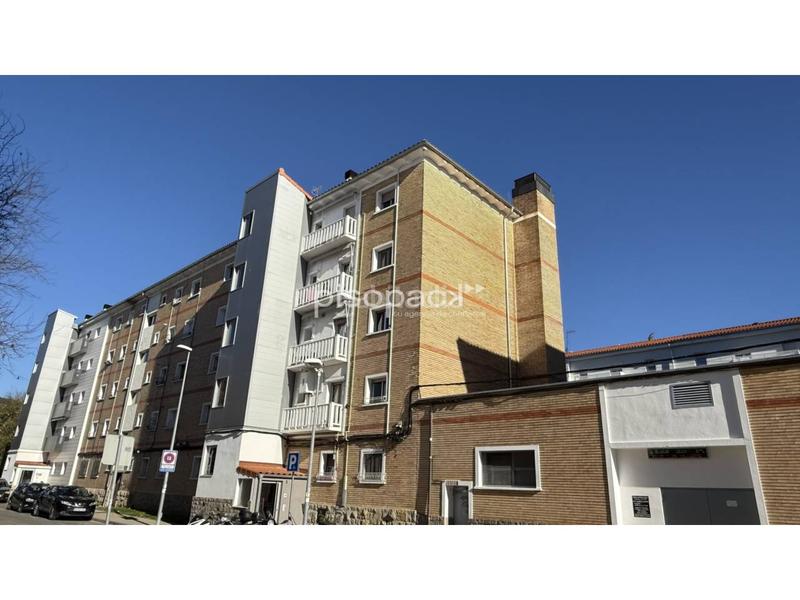 Foto 9e7e32b2-175c-4184-a2ce-f900f280f3c2. Pis amb calefacció a Chantrea Pamplona / Iruña