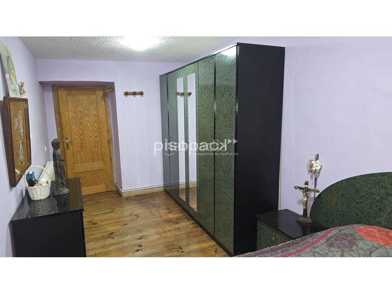 Foto 1479b79e-1e65-45a0-b92d-ca526815f957. Masia amb calefacció aparcament a Artajona