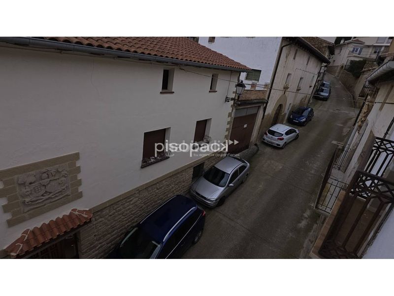Foto a8fa589d-0194-4c5d-ac1e-f7d824f38152. Masia amb calefacció aparcament a Artajona