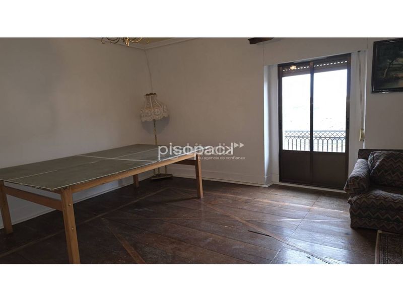 Foto ca4702e3-df00-4ed9-ba6d-03db77e71ef6. Masia amb calefacció aparcament a Artajona