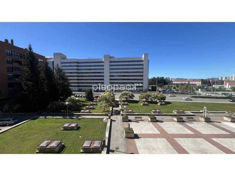 Foto 0b168627-4448-45f9-8b2e-ee85a027fdf8. Pis amb calefacció aparcament a Mendebaldea - Ermitagaña Pamplona / Iruña