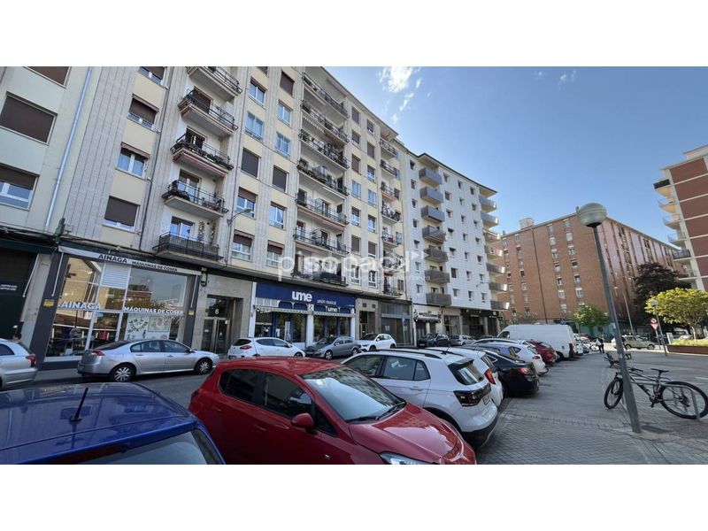Foto e81fcb19-0dca-45ce-890d-617dd3eb15aa. Pis amb calefacció a San Juan Pamplona / Iruña