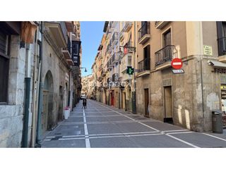 Edifici  Calle san antón. Ponemos a su local en venta calle san anton cerca del hotel tres