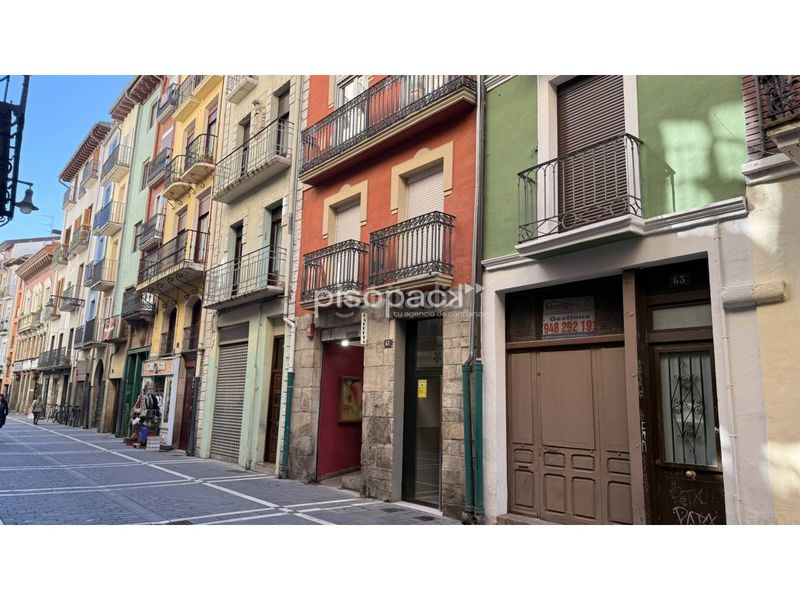 Foto eec3069f-9931-4bf8-9d3f-fd2b1f994564. Edifici a Casco Antiguo Pamplona / Iruña