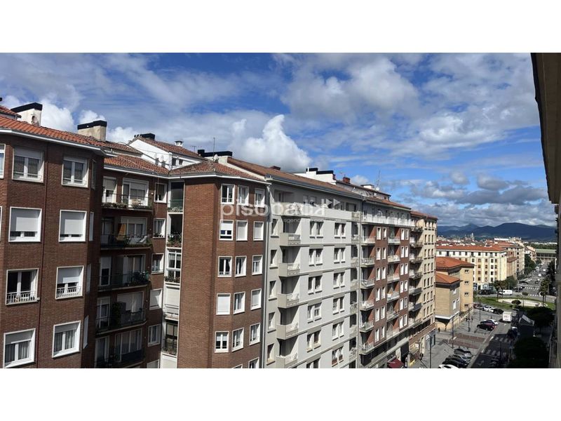Foto 72636a0b-0a68-4283-8eca-e1a7f702b207. Pis amb calefacció a Segundo Ensanche Pamplona / Iruña