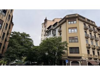 Pis  Calle sangüesa. Se vende piso muy centrico en calle sanguesa al lado de la plaza