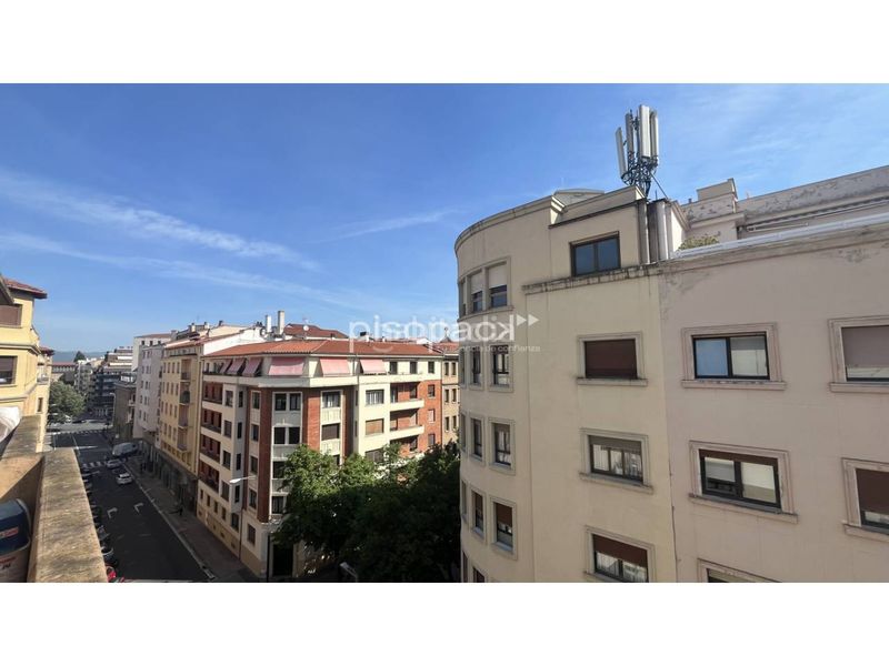 Foto 131a8b57-1628-4607-a454-d3599084c788. Pis a Segundo Ensanche Pamplona / Iruña