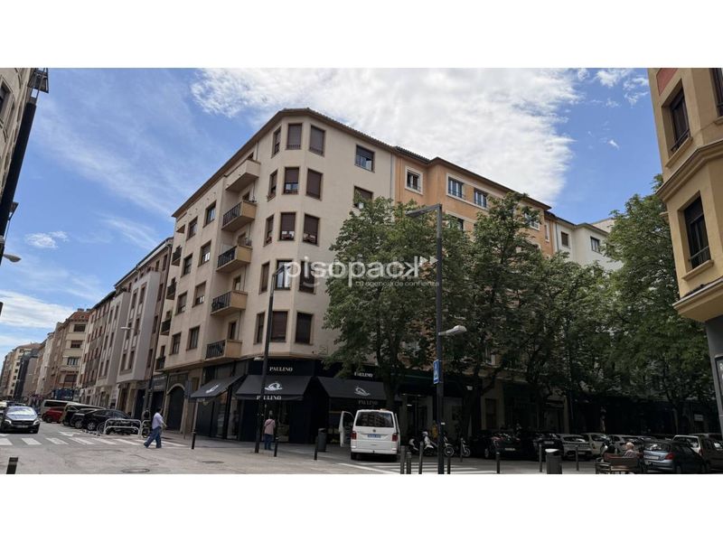 Foto 4d1b1e0d-5932-4e37-bb88-f016f4cf8a06. Pis a Segundo Ensanche Pamplona / Iruña