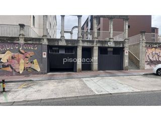 Car parking  Avenida deportes 10. Venta de plaza de garaje amplia en avda de los deportes barañain